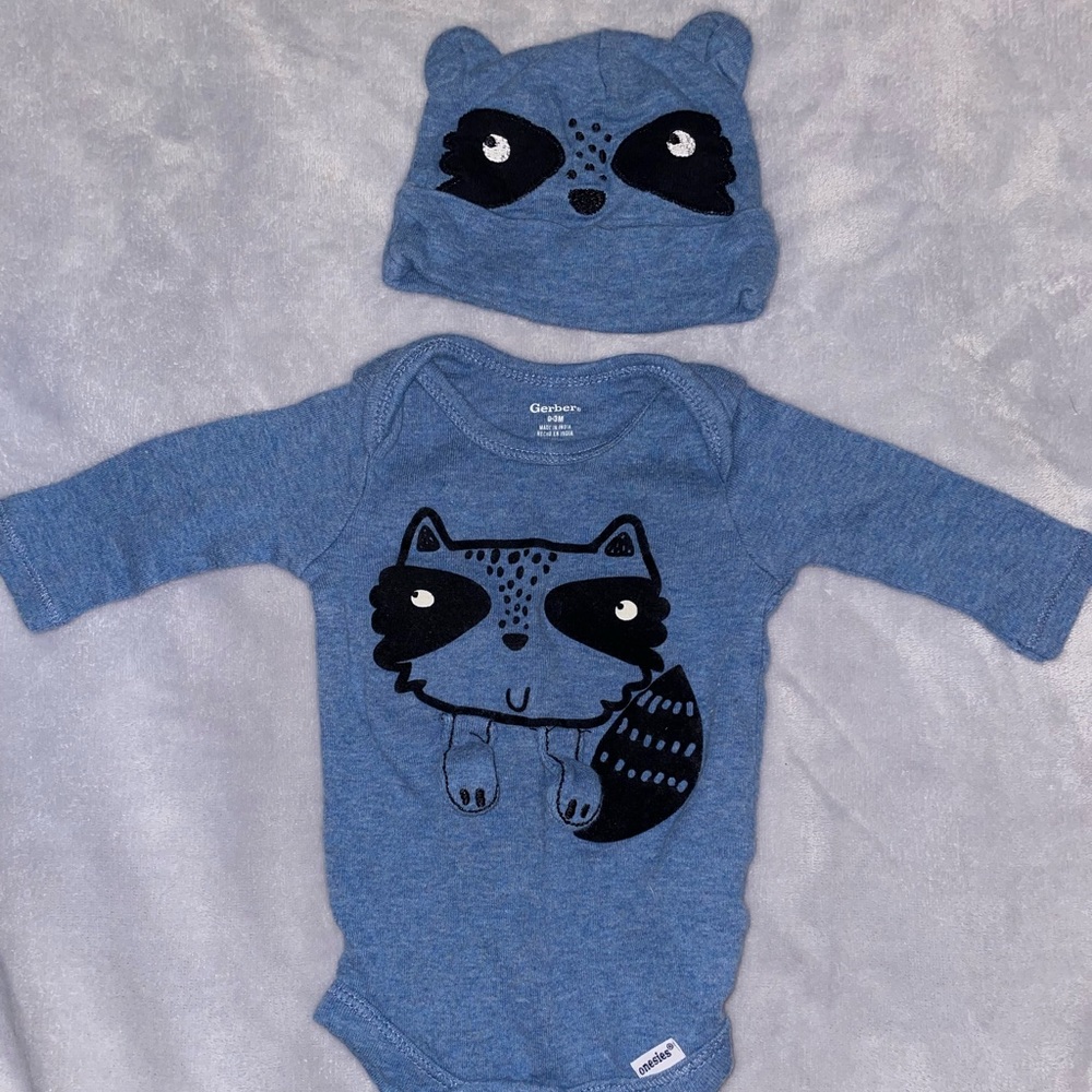 Long sleeve with matching beanie